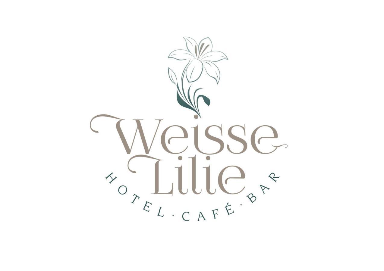 Hotel Weisse Lilie - B&B Rio di Pusteria Екстер'єр фото